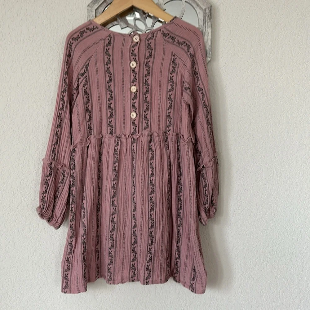 Jessica Simpson • Mauve Pink and Black Coquette Patterned Gauze Cotton Dress